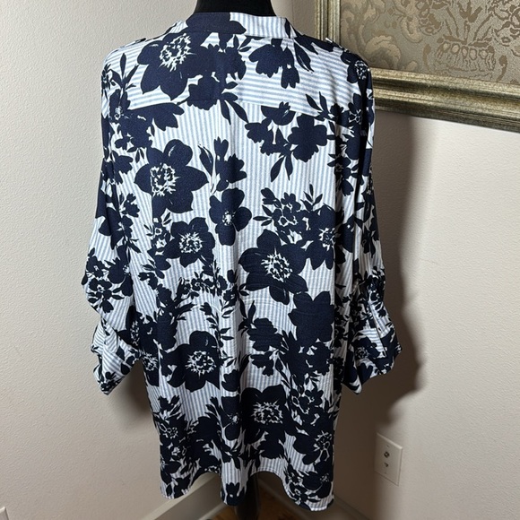 Calvin Klein striped floral print buttoned down long sleeves lightweight too 3X - Picture 4 of 7